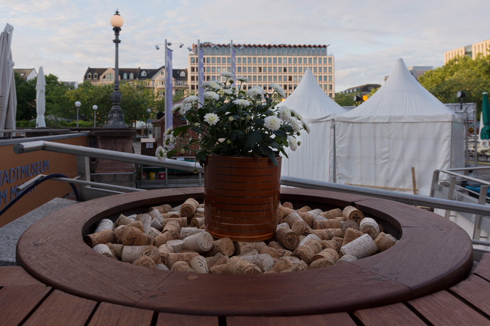 weinfest wiesbaden korken