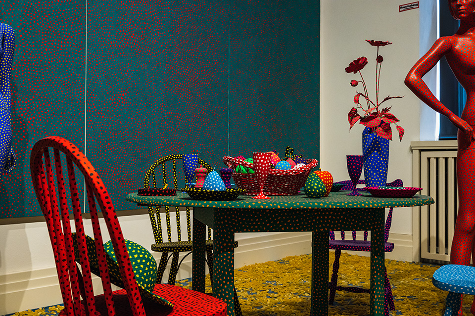 Yayoi Kusama A Bouquet of Love I Saw in the Universe